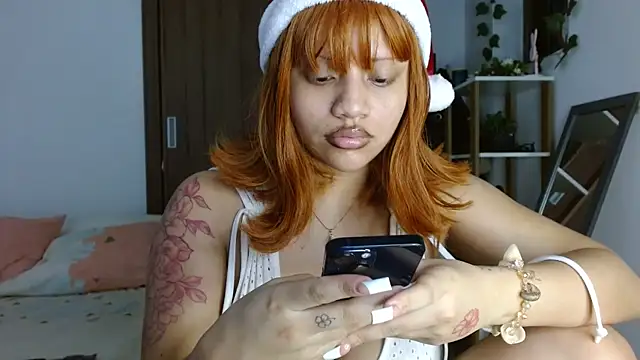 Charlotee  online show from December 3, 12:44 am