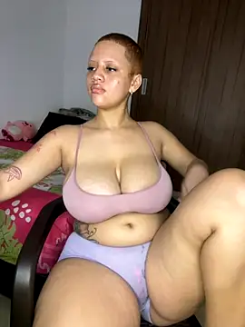 Snapshot of Charlotee_ chatting on September 13, 11:16 pm Charlotee online show from September 13, 11:16 pm