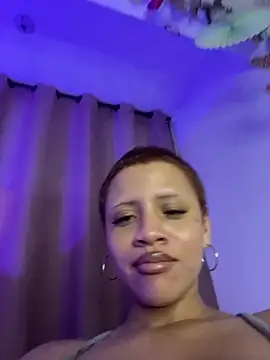 Snapshot of Charlotee_ chatting on February 22, 6:50 am Charlotee online show from February 22, 6:50 am