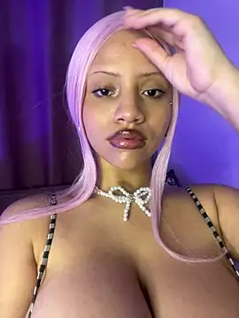 Snapshot of Charlotee_ chatting on January 26, 11:08 pm Charlotee online show from January 26, 11:08 pm