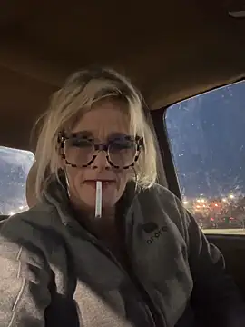 vixendoll87 online show from February 23, 11:49 pm