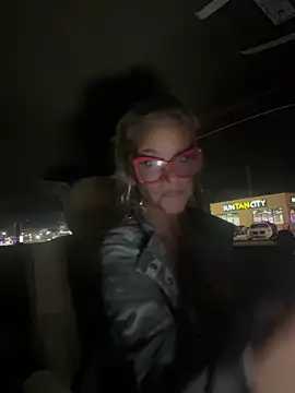 vixendoll87 online show from March 26, 12:53 am