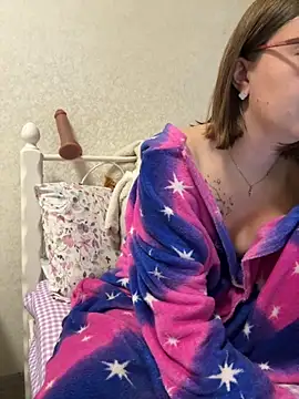 BeatriceTender online show from September 17, 6:43 pm