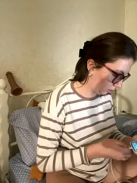 BeatriceTender online show from December 2, 7:48 pm