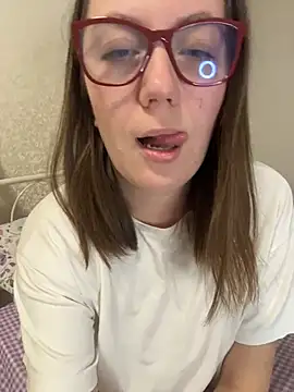 BeatriceTender online show from March 24, 7:58 pm