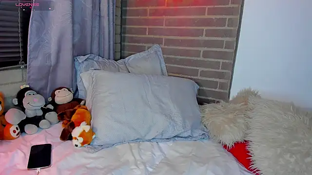 liam oficial02 online show from April 2, 2:52 am