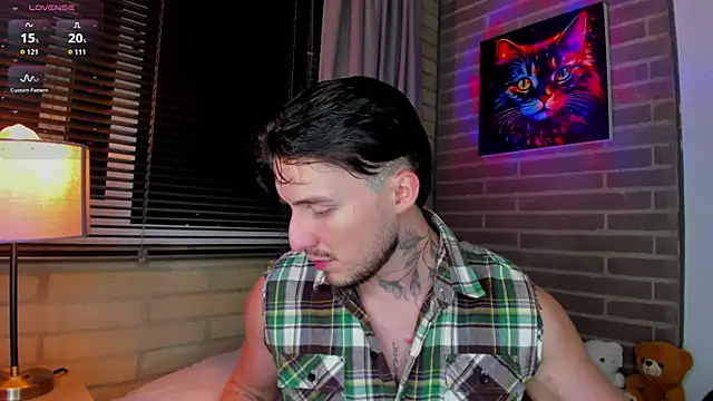 Snapshot of liam_oficial02 chatting on July 3, 4:19 am liam oficial02 online show from July 3, 4:19 am