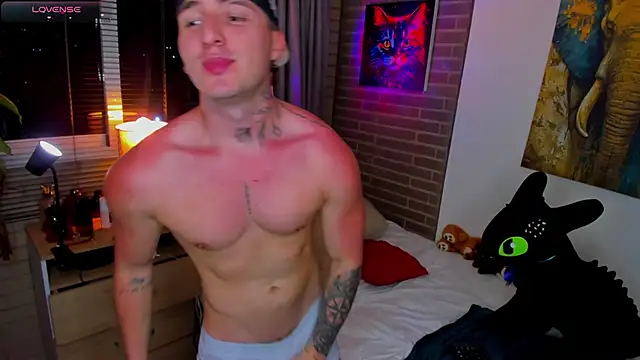 liam oficial02 online show from March 2, 5:08 am