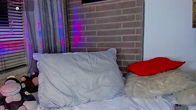 liam oficial02 online show from February 7, 2:19 am