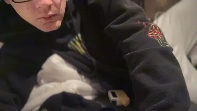 adamseed69 online show from April 5, 1:12 am