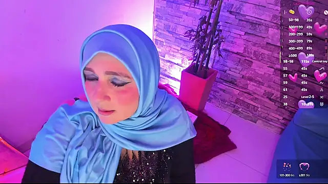 HijabiMilf online show from September 18, 1:47 pm