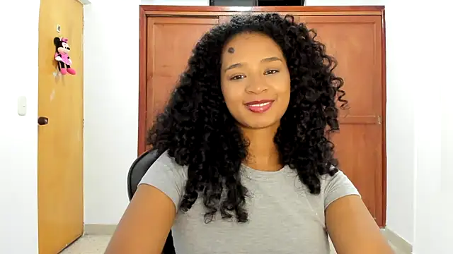 avellanatammy online show from March 8, 3:17 am