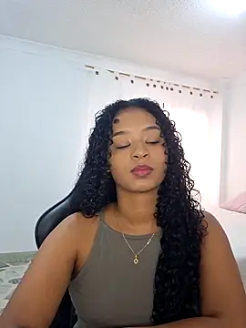 avellanatammy online show from April 9, 7:31 pm