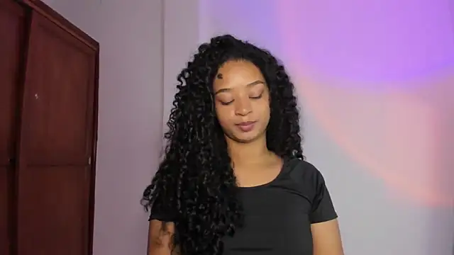 avellanatammy online show from February 24, 1:06 am