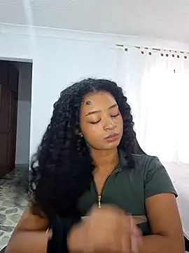 avellanatammy online show from April 15, 3:16 pm