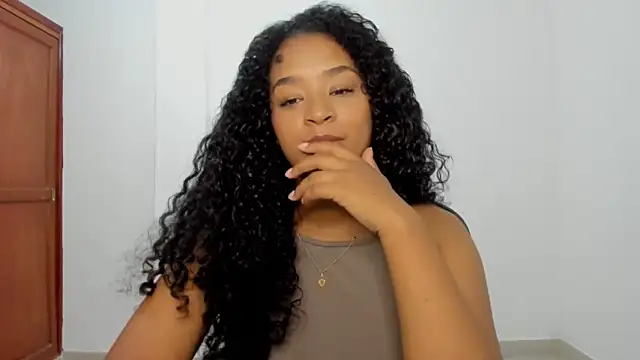 avellanatammy online show from January 10, 9:43 pm