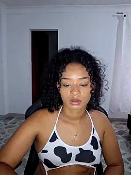 avellanatammy online show from March 31, 10:12 pm