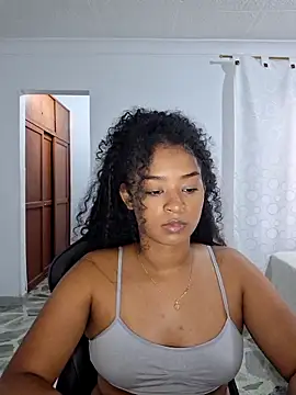 Snapshot of avellanatammy chatting on June 18, 9:42 pm avellanatammy online show from June 18, 9:42 pm