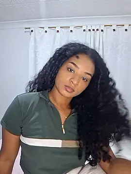 avellanatammy online show from April 15, 11:05 pm