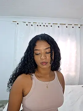 avellanatammy online show from April 14, 9:31 pm