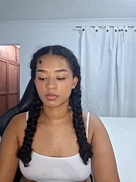 avellanatammy online show from April 21, 2:14 am