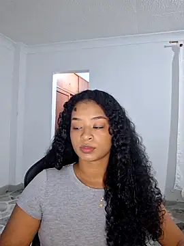 avellanatammy online show from April 13, 3:32 am