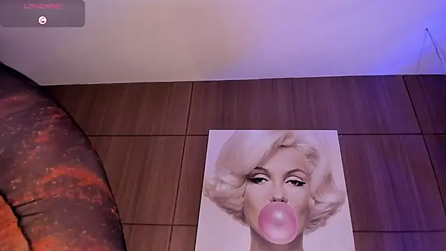 AgattaDuque online show from October 27, 12:00 am