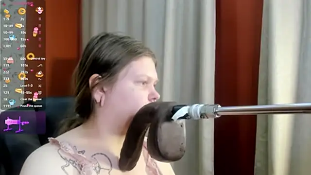 AuroraDemoni online show from March 6, 6:41 am