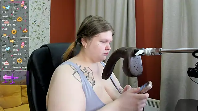 AuroraDemoni online show from February 26, 6:35 am