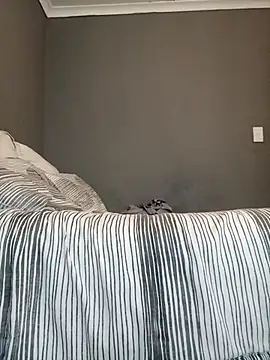 the greatt online show from February 14, 8:47 am