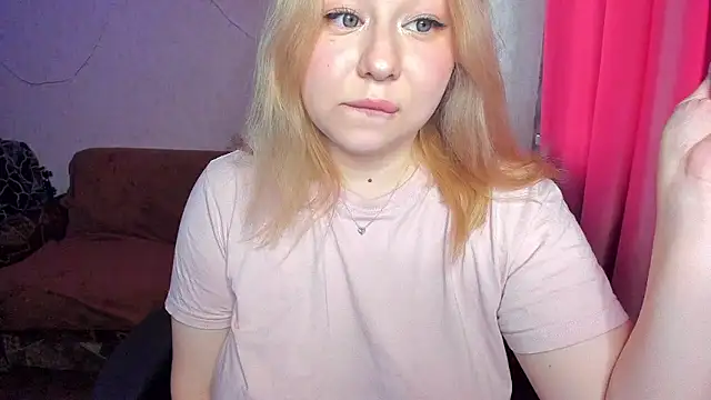 Milafoxxxy online show from October 29, 6:01 am