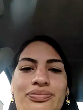 Snapshot of SamanthaBeke chatting on June 2, 9:15 pm SamanthaBeke online show from June 2, 9:15 pm