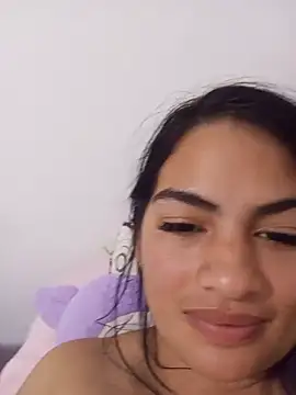 Snapshot of SamanthaBeke chatting on July 18, 5:49 am SamanthaBeke online show from July 18, 5:49 am