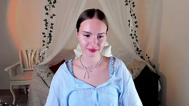 Snapshot of MishkaMe chatting on September 9, 4:16 pm MishkaMe online show from September 9, 4:16 pm