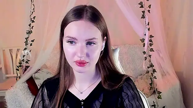 Snapshot of MishkaMe chatting on October 24, 4:17 pm MishkaMe online show from October 24, 4:17 pm