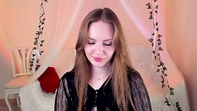 Snapshot of MishkaMe chatting on October 23, 3:43 pm MishkaMe online show from October 23, 3:43 pm