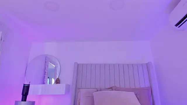 Snapshot of pamelaa_vega chatting on February 6, 7:35 am pamelaa vega online show from February 6, 7:35 am