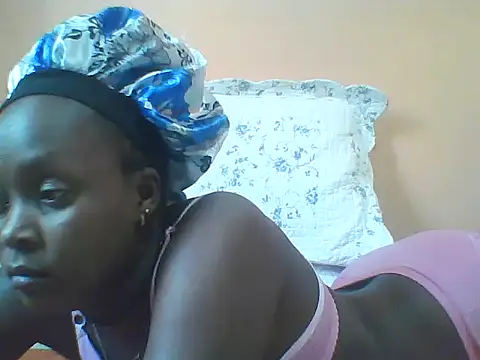 Cute tamara online show from November 13, 8:18 am