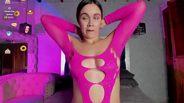 Snapshot of Taiissa_ chatting on February 11, 8:41 pm Taiissa online show from February 11, 8:41 pm