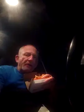 Snapshot of den-rock4u chatting on February 23, 6:58 am den-rock4u online show from February 23, 6:58 am