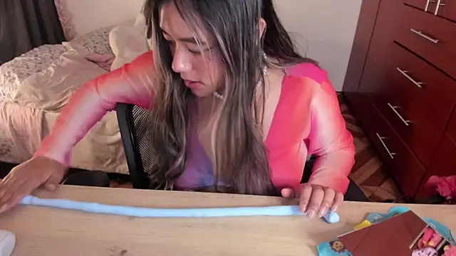 StephaniFox online show from December 2, 11:50 pm