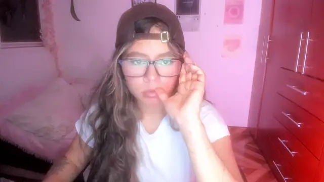 StephaniFox online show from January 14, 12:47 am