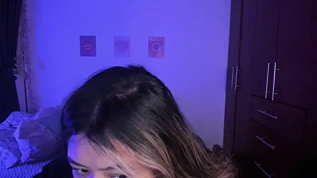 StephaniFox online show from November 2, 2:27 am