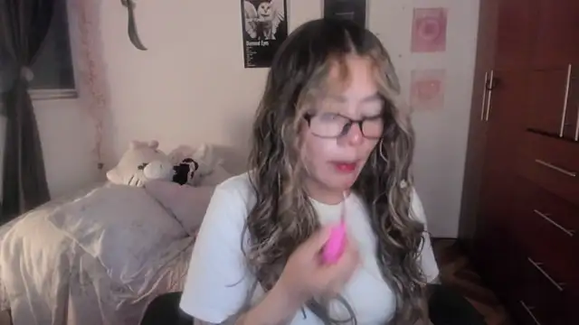 StephaniFox online show from February 23, 11:27 pm