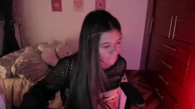 StephaniFox online show from November 10, 12:15 am