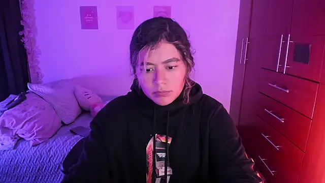 StephaniFox online show from October 12, 1:51 am