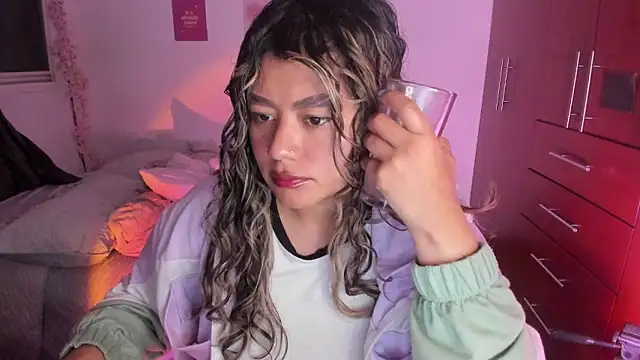 StephaniFox online show from October 8, 11:38 pm