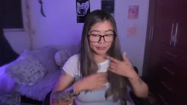 StephaniFox online show from March 19, 2:33 am