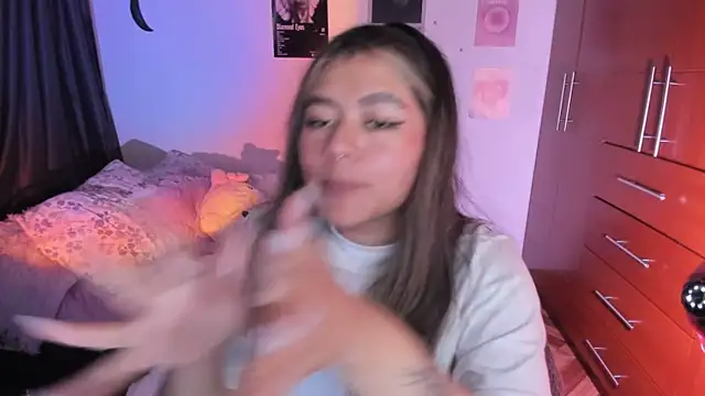 StephaniFox online show from March 29, 3:52 am