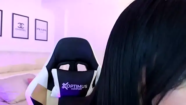Snapshot of Dj_scarlettmorreti chatting on October 2, 8:45 pm Dj scarlettmorreti online show from October 2, 8:45 pm